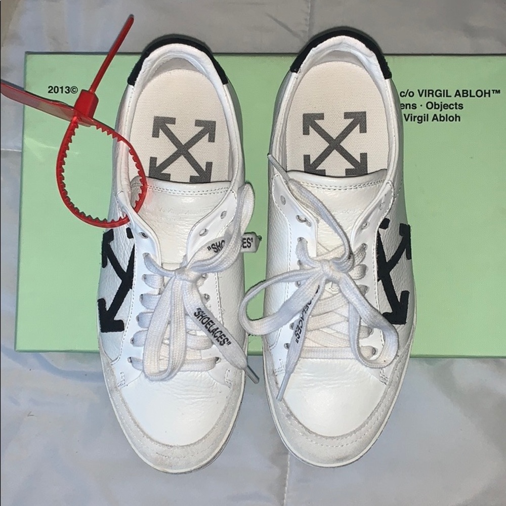 Off-White Sneakers - image 3